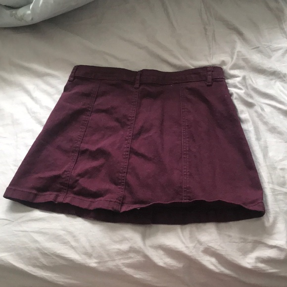 Maroon skirt - Picture 3 of 3